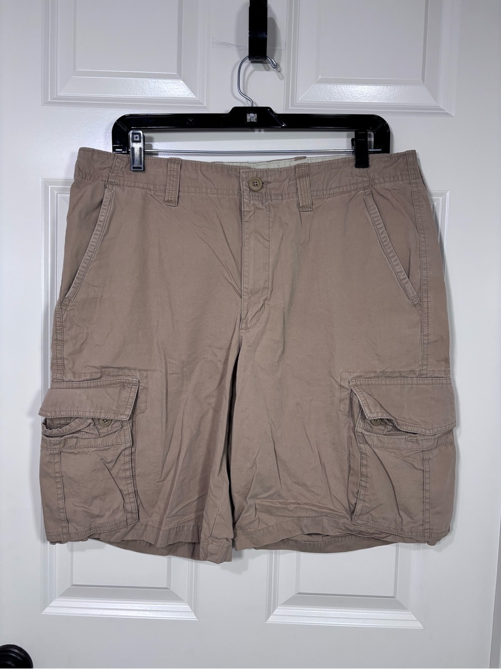 L.L. Bean Cargo Shorts Men’s 34 Khaki Tan